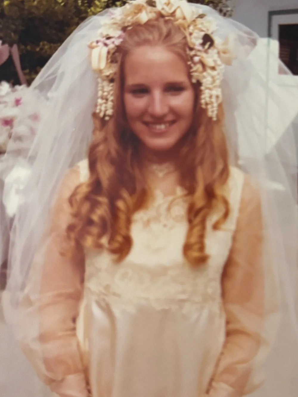 1971 Vintage Wedding Dress Vacuum packed box